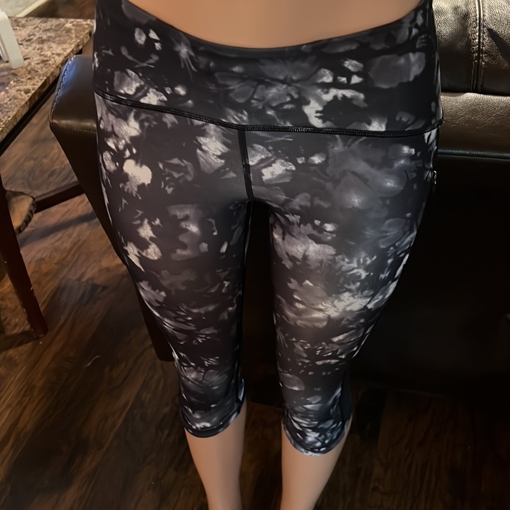 Lululemon Athleta 🤩 - Picture 3 of 4